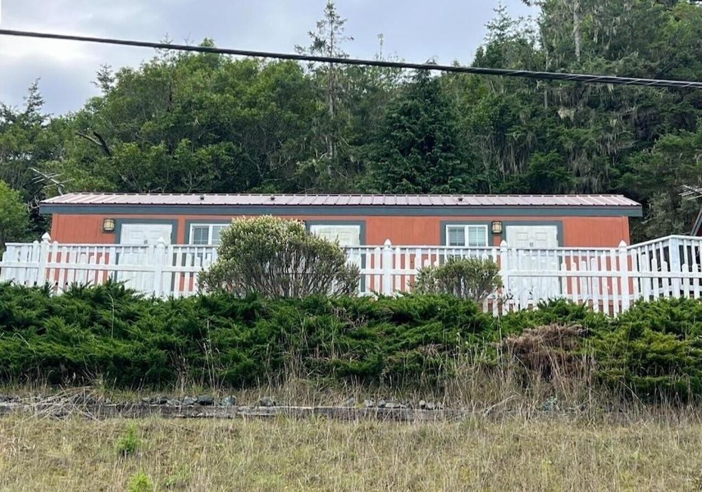 Rogue River Landing Resort Gold Beach Buitenkant foto